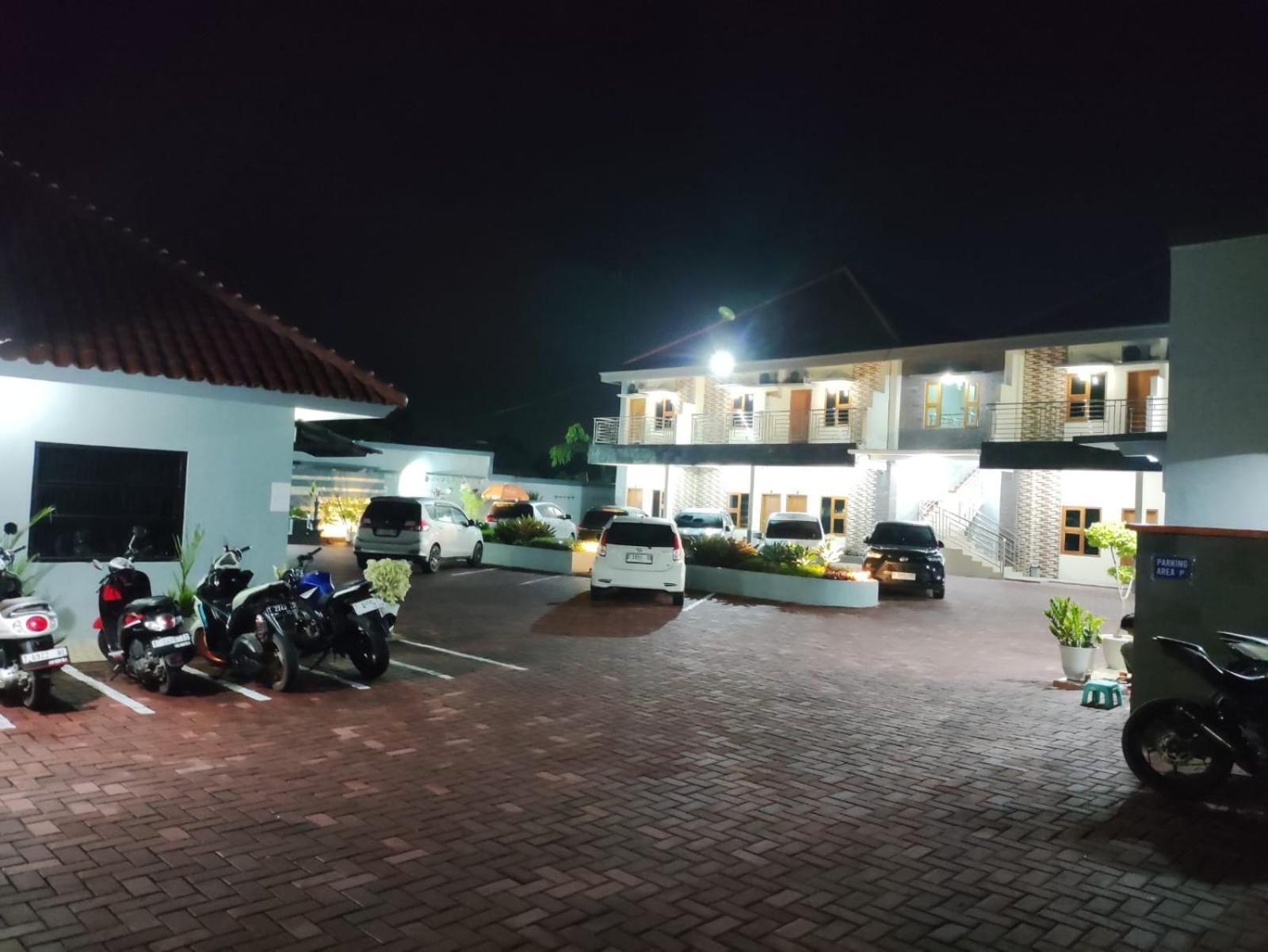 Hotel Cibening Purwakarta Exterior photo